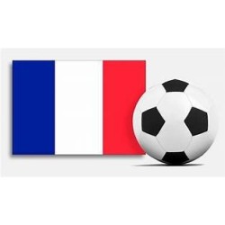 Ballon de foot sur fond blanc, avec drapeau de la France en fond