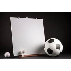 Ballon de football représenté avec un tableau (non compris a l'achat) en arrière plan